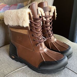 UGG Women’s Adirondack Boot